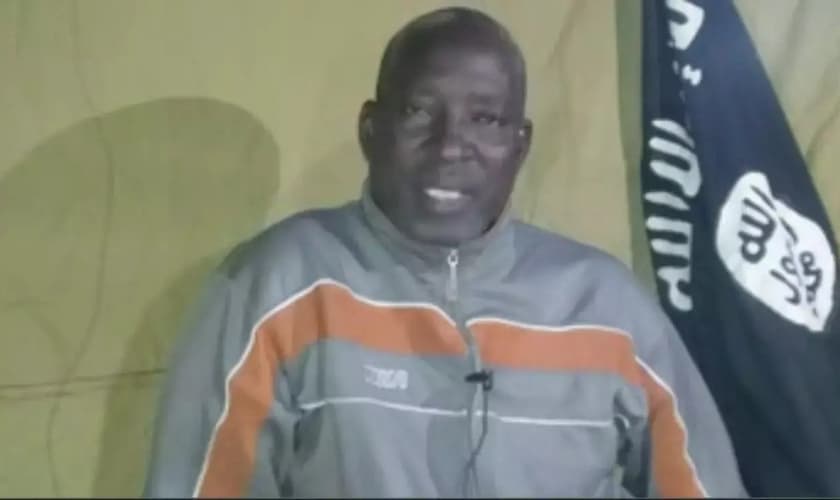 Lawan Andimi no cativeiro após ter sido sequestrado pelo Boko Haram. (Foto: Reprodução/Faithwire)