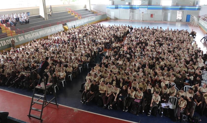 Fundado pelo pastor Guilherme Batista, o CEU é um movimento de evangelismo nas escolas. (Foto: Guilherme Batista)