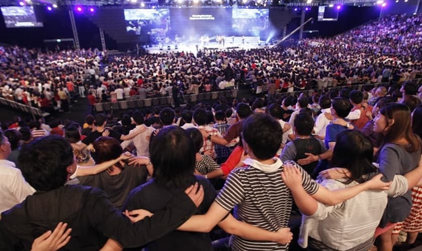 Cultos na City Harvest Church, em Singapura. (Foto: Reprodução/City Harvest Church)