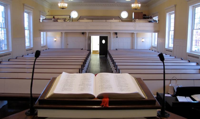 Decretos obrigaram igrejas em todo o Brasil a permanecerem fechadas, com cultos cancelados. (Foto: Getty Immages)