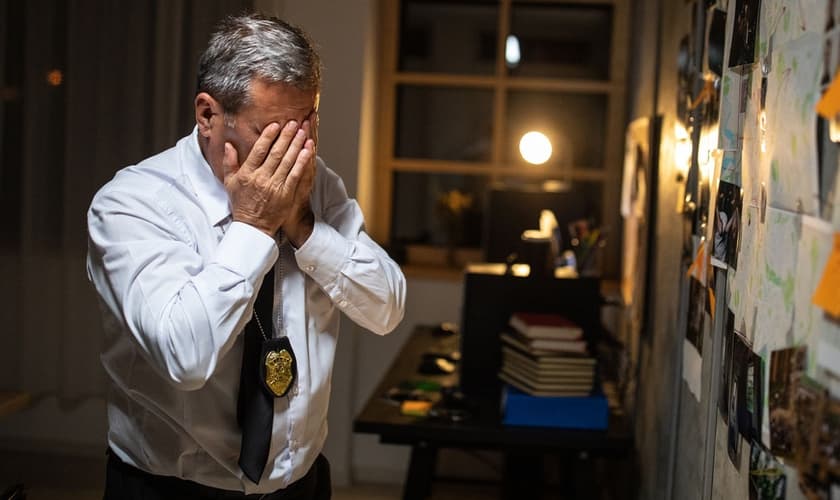 David estava com medo de ter contraído o coronavírus, por isso passou a pesquisar na internet sobre salvação. (Foto: Billy Graham Evangelistic Association)