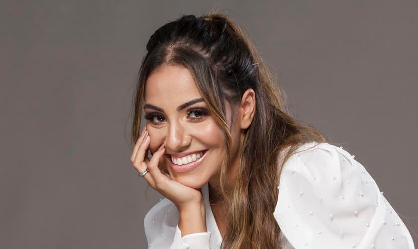 Gabriela Rocha está celebrando as conquistas de sua carreira internacional. (Foto: Divulgação)