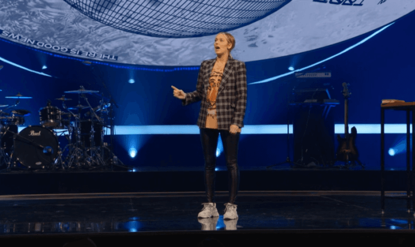 Sadie Robertson Huff falou na conferência Passion 2021 em 31 de dezembro de 2020. (Foto: Reprodução/Passion Conference)