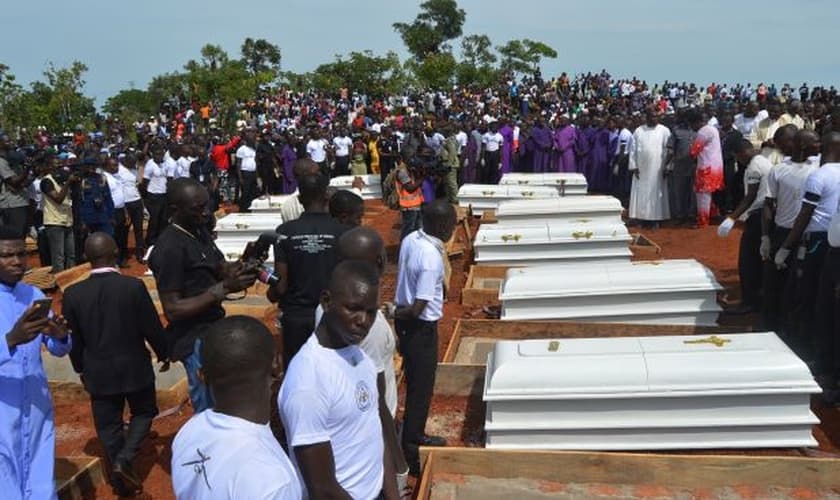 Perseguição religiosa matou mais de 2.200 cristãos na Nigéria, em 2020. (Foto: Emmy Ibu/AFP via Getty Images)