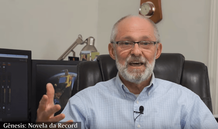 Adauto Lourenço explica Criação de acordo com Gênesis. (Foto: Reprodução / YouTube)
