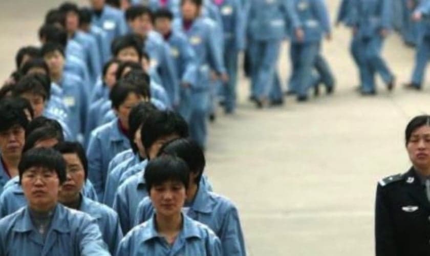 Advogados cristãos, ativistas de direitos humanos, pastores e fiéis, todos sofreram como resultado da repressão em curso do Partido Comunista. (Foto: Reprodução / AP)