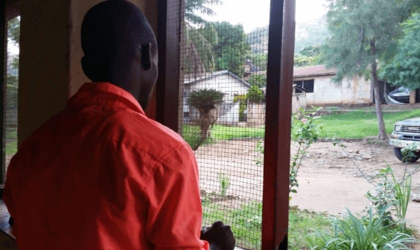 No Congo, quem se decide por Cristo pode ter sua casa destruída e ser perseguido até a morte. (Foto: Portas Abertas)