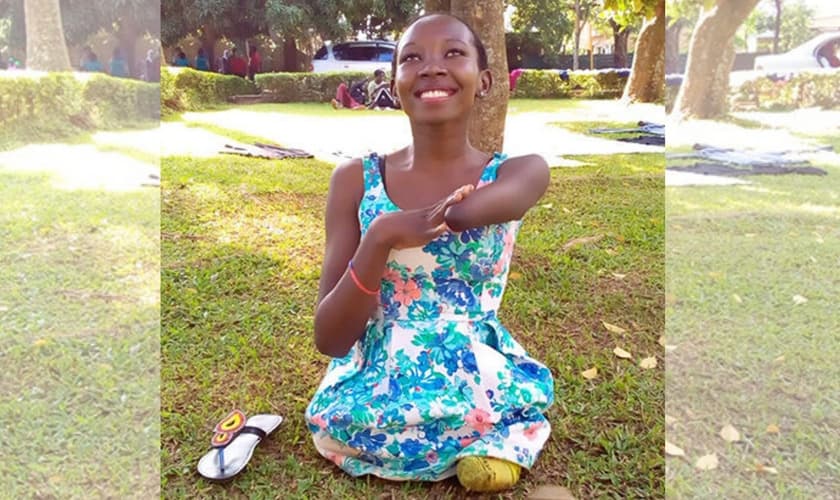 Grace Kyakuwa usa as mídias sociais para falar do Evangelho. (Foto: Reprodução / Facebook)