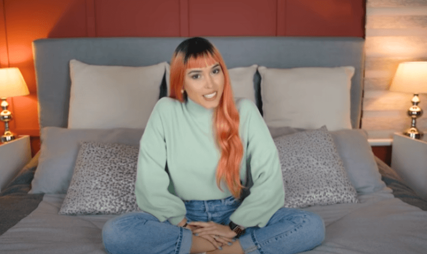 Depois de receber a denúncia de uma ativista, o Tribunal Nacional exigiu que a youtuber retirasse o vídeo do ar. (Foto: Reprodução/YouTube).