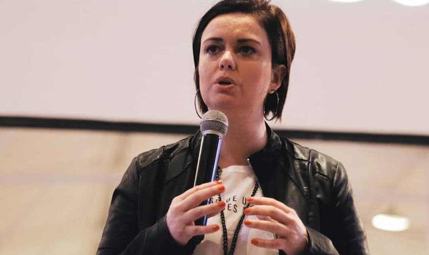 A missionária e teóloga Juliana Ferron é autora do livro ‘Cansei de ser Gay’. (Foto: Legacy Sisters)