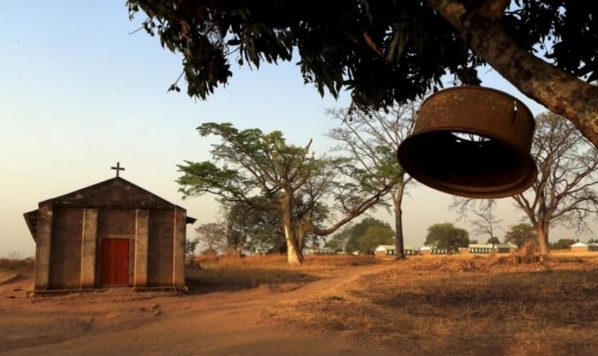 Igrejinha localizada ao norte da capital de Uganda, Kampala, em 14 de fevereiro de 2015. (Foto: Reuters/James Akena)