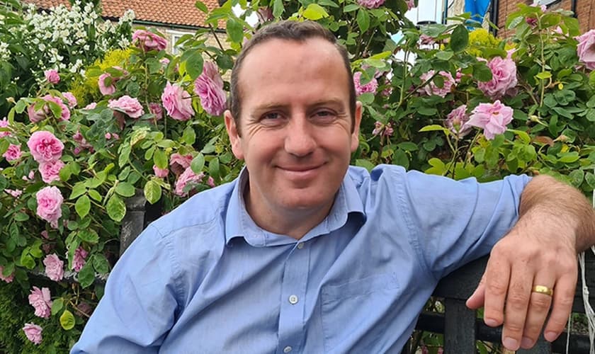 O pregador David McConnell foi preso em 2019, na Inglaterra, sob a falsa acusação de perturbação pública. (Foto: The Christian Institute).