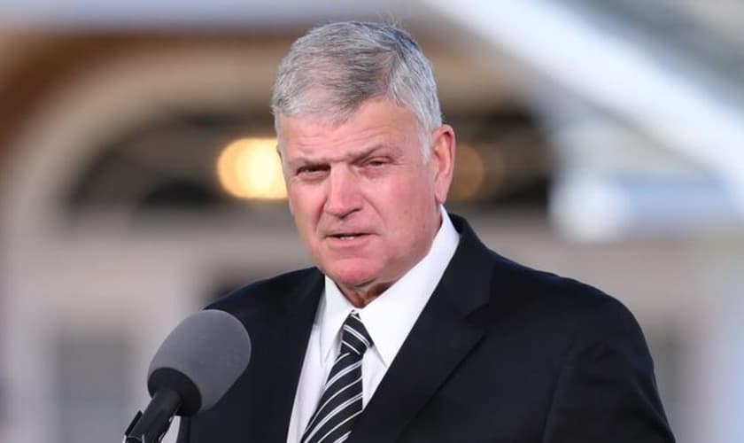 Franklin Graham: “Este governo parece ter declarado guerra ao bom senso”. (Foto: Reprodução / Pinterest)