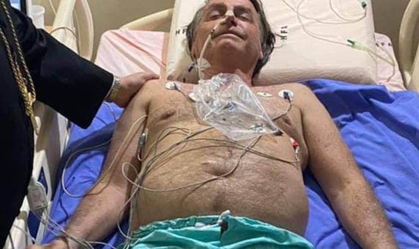 O presidente da República ficará em observação em SP por três dias. (Foto: Jair Bolsonaro/Facebook)