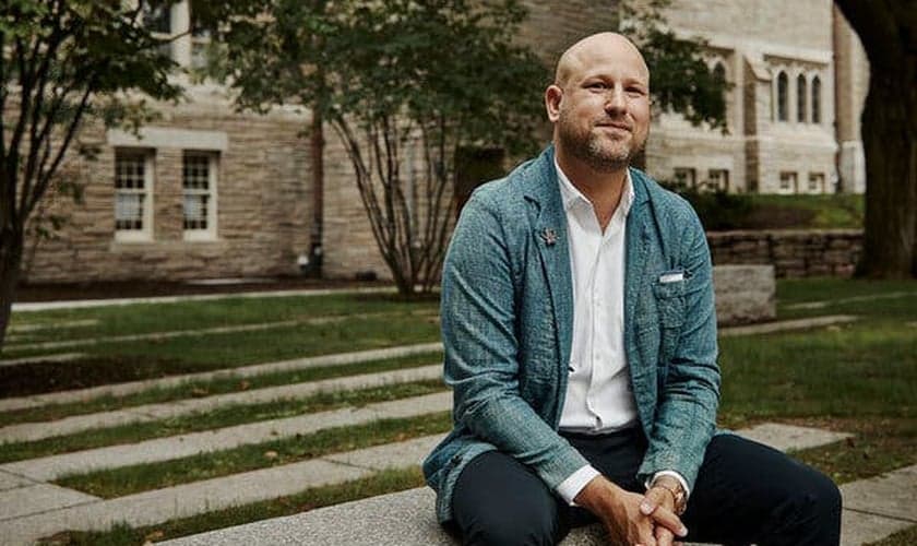 Greg Epstein é o novo presidente da organização de capelães de Harvard. (Foto: Cody O'Loughlin/The New York Times)