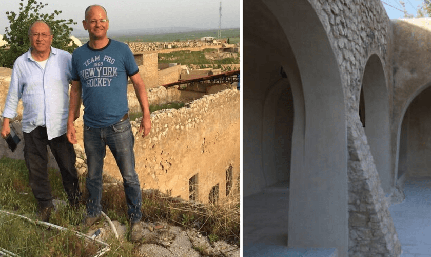 Yaacov Schaffer (à esq.) e Meir Ronen, em Alqosh, ao lado da tumba destruída; à direita, o patrimônio restaurado. (Foto: Reprodução / Yaacov Schaffer)