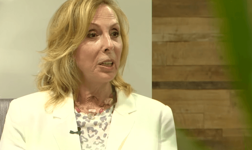 Após sofrer uma parada cardíaca, Kathy Patten ficou 45 minutos morta. (Foto: Reprodução/WJZ-TV).