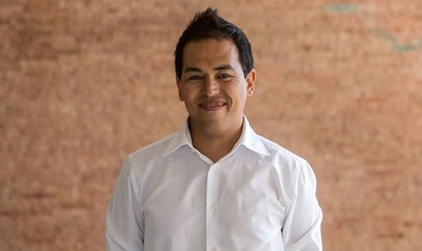 Ali Ehsani tem 38 anos e é advogado de profissão. (Foto: Reprodução / ACNI)