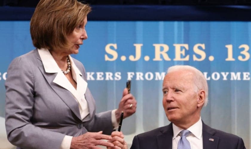 Nancy Pelosi e Joe Biden. (Foto: Win McNamee/Getty Images)
