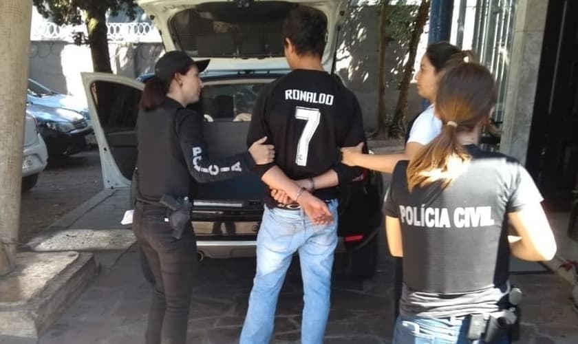 Cerca de 300 homens foram presos durante a Operação Respeito, no Paraná, em 2019. (Foto: Polícia Civil/Divulgação)