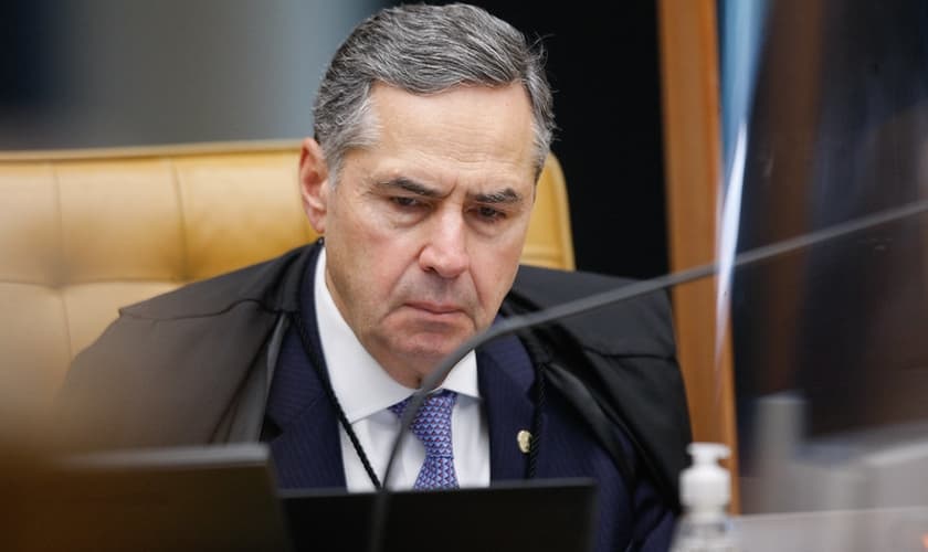 Ministro Roberto Barroso em sessão plenária realizada por videoconferência. (Foto: Fellipe Sampaio /SCO/STF)