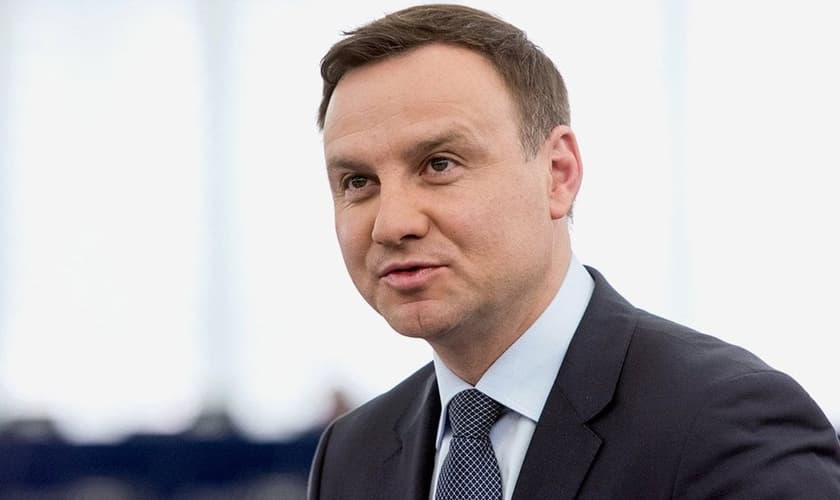 Para o presidente Andrzej Duda, o apoio governamental às famílias é essencial. (Foto: Leonardo Lucena).