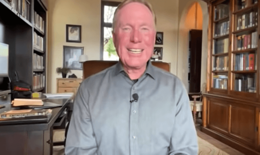 Max Lucado, autor e pastor americano. (Foto: Reprodução/YouTube).