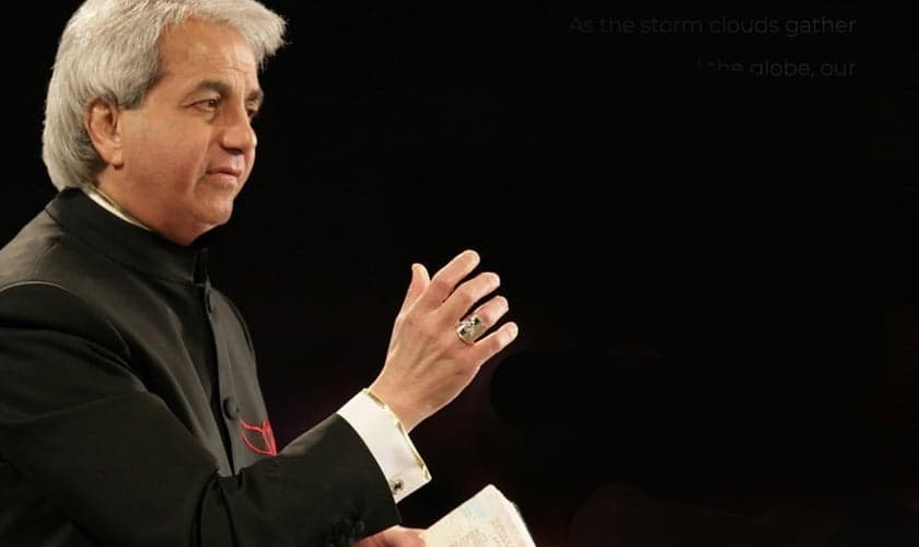 Benny Hinn testemunha restauração em período de vida espiritual morta. (Charisma News)