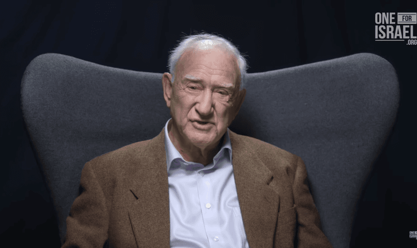 Joseph recebeu Yeshua como seu Messias em um estudo bíblico para judeus. (Foto: Reprodução/One for Israel Ministry).