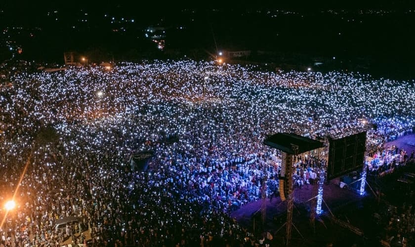 O evento do evangelista Daniel Kolenda impactou os moradores de Ibadan. (Foto: Christ for All Nations).