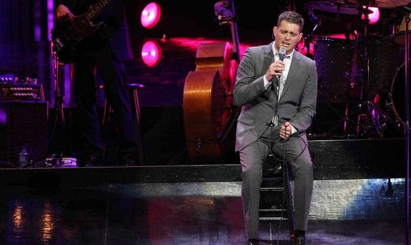 Michael Bublé durante show na turnê Crazy Love Tour. (Foto: Eva Rinaldi / Creative Commons)