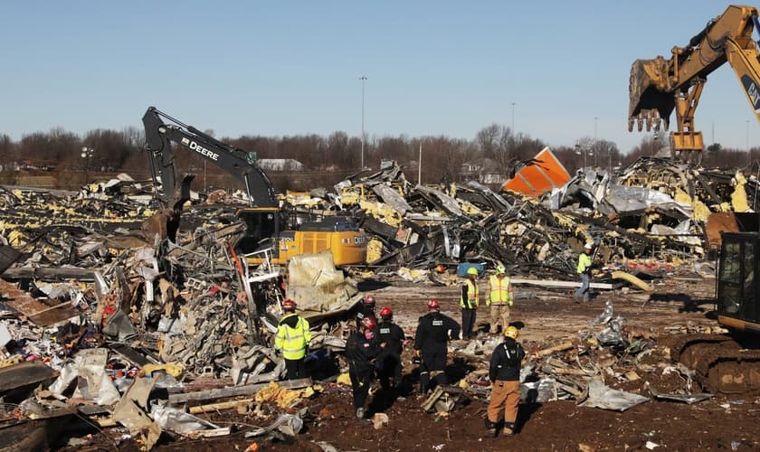 Destruição provocada pelo tornado que atingiu a cidade de Mayfield. (Foto: Kentucky National Guard/Facebook)