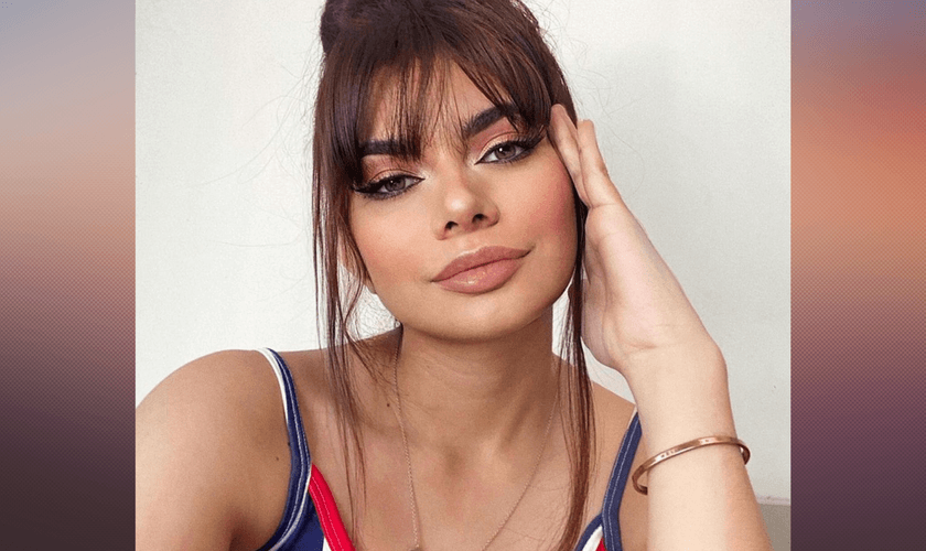 Thátyna Dhanyta frequenta a Igreja Reino Church, em Balneário Camboriú (SC). (Foto: Reprodução / Instagram Thátyna Dhanyta)