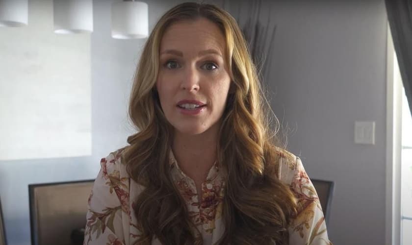 Brittni De La Mora. (Foto: Captura de tela/YouTube Brittni De La Mora)