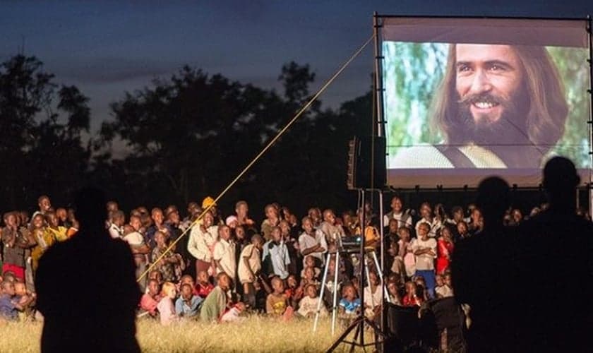Mais de 30 milhões aceitaram Jesus através de filme em 2020. (Foto: Jesus Film Project)