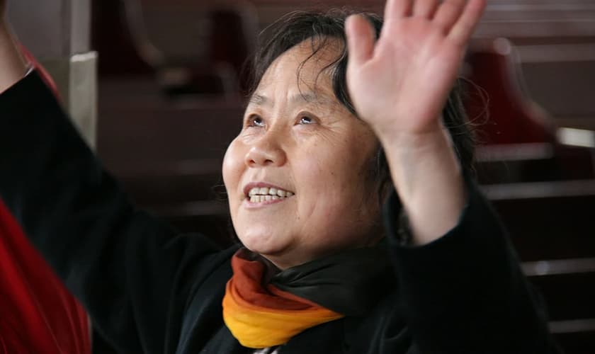 Mesmo com a perseguição, cristãos louvam a Deus. (Foto representativa: Portas Abertas)