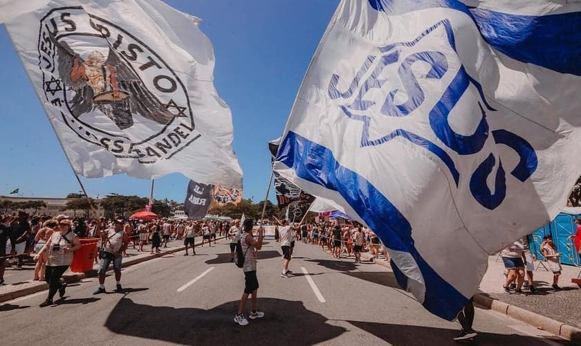 Congregações que chamaram atenção durante o período de carnaval. (Foto: Reprodução/Instagram/Bola de Neve Rio)