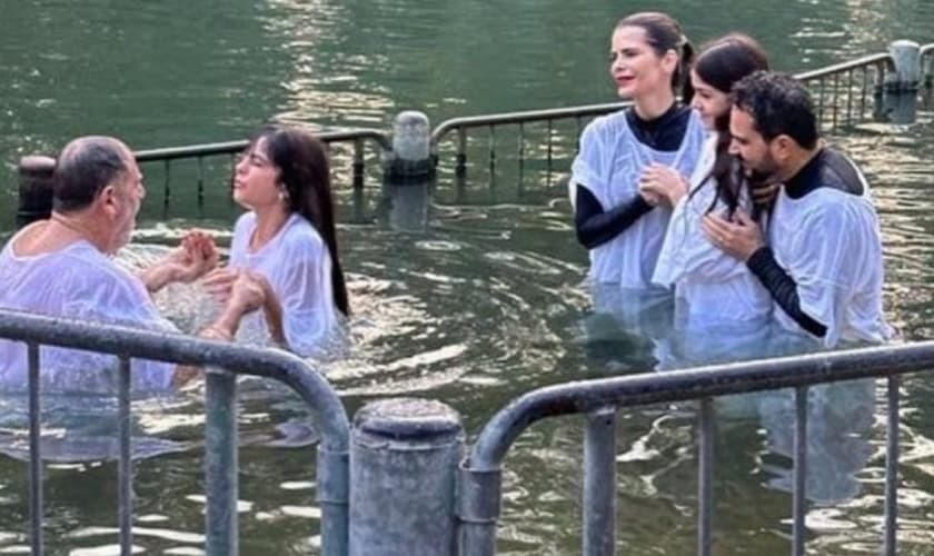 Luciano Camargo e sua família. (Foto: Reprodução/Instagram Luciano Camargo)