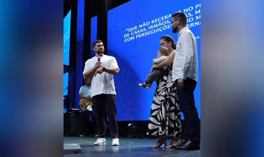 Noah, de 5 meses, foi diagnosticado com malformação no crânio. (Foto: Reprodução/Instagram/Get Church Florianópolis).