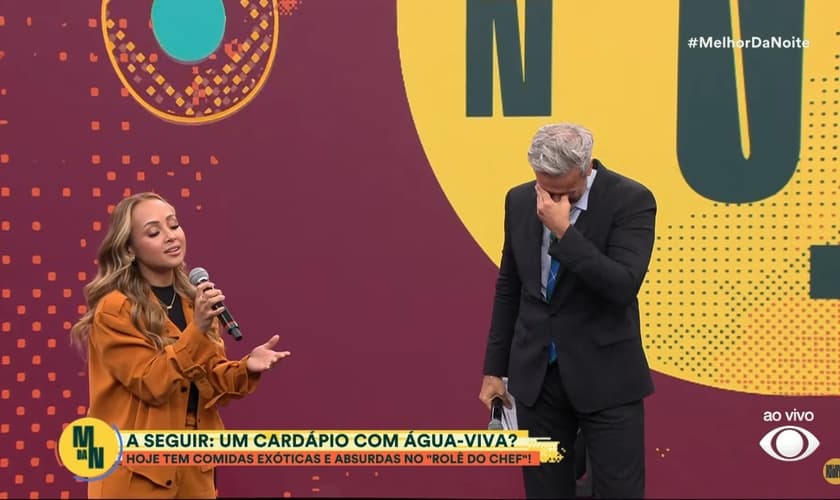 Otaviano e Bruna Karla. (Foto: Reprodução/YouTube/Melhor da Noite).