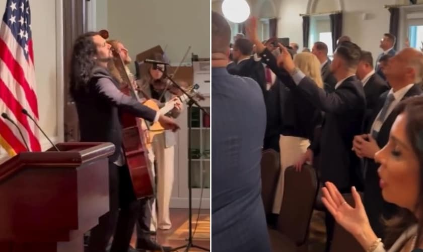 Pastores e cantores se uniram em um momento de adoração. (Foto: Reprodução/Instagram/Chris Tomlin).