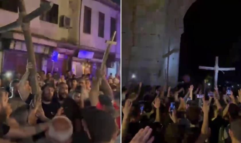 Cristãos protestaram contra a perseguição em Damasco. (Foto: Reprodução/Instagram/The Christians Of The East).