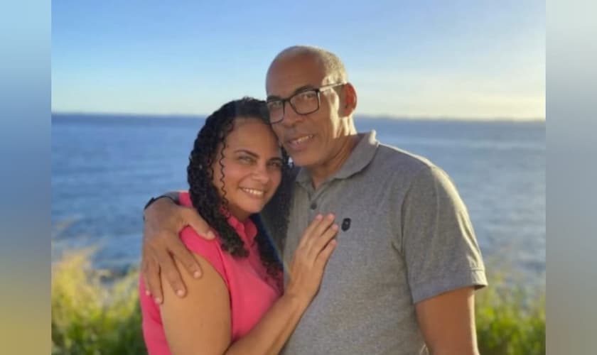 Carine Carvalho foi atingida por um tiro na cabeça. (Foto: Reprodução/TV Bahia).