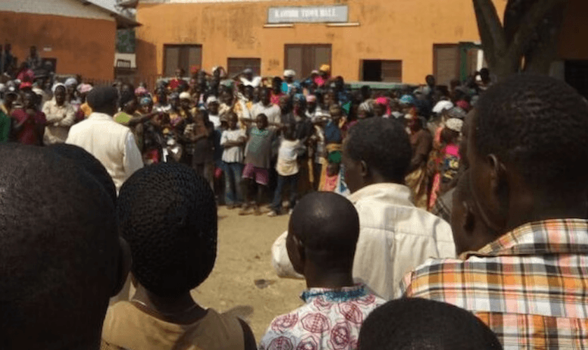 Ataques a igrejas na Nigéria geram medo e instabilidade em comunidades cristãs. (Foto representativa: Portas Abertas)